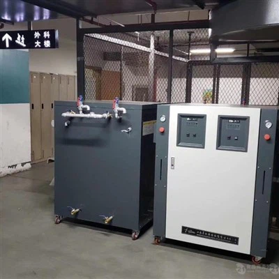 ¿Cuál es el impacto de la variación de carga en una caldera generadora de vapor?